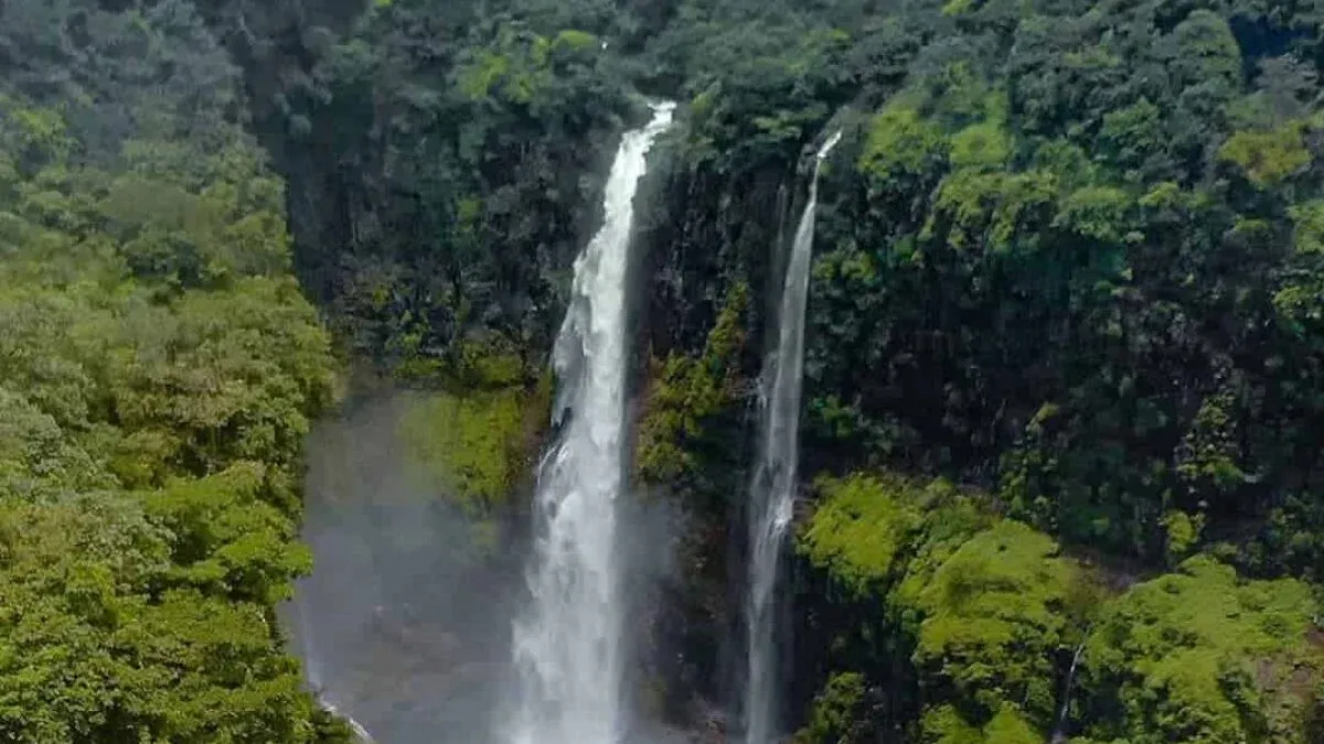 Thosegar Waterfall near Tapola